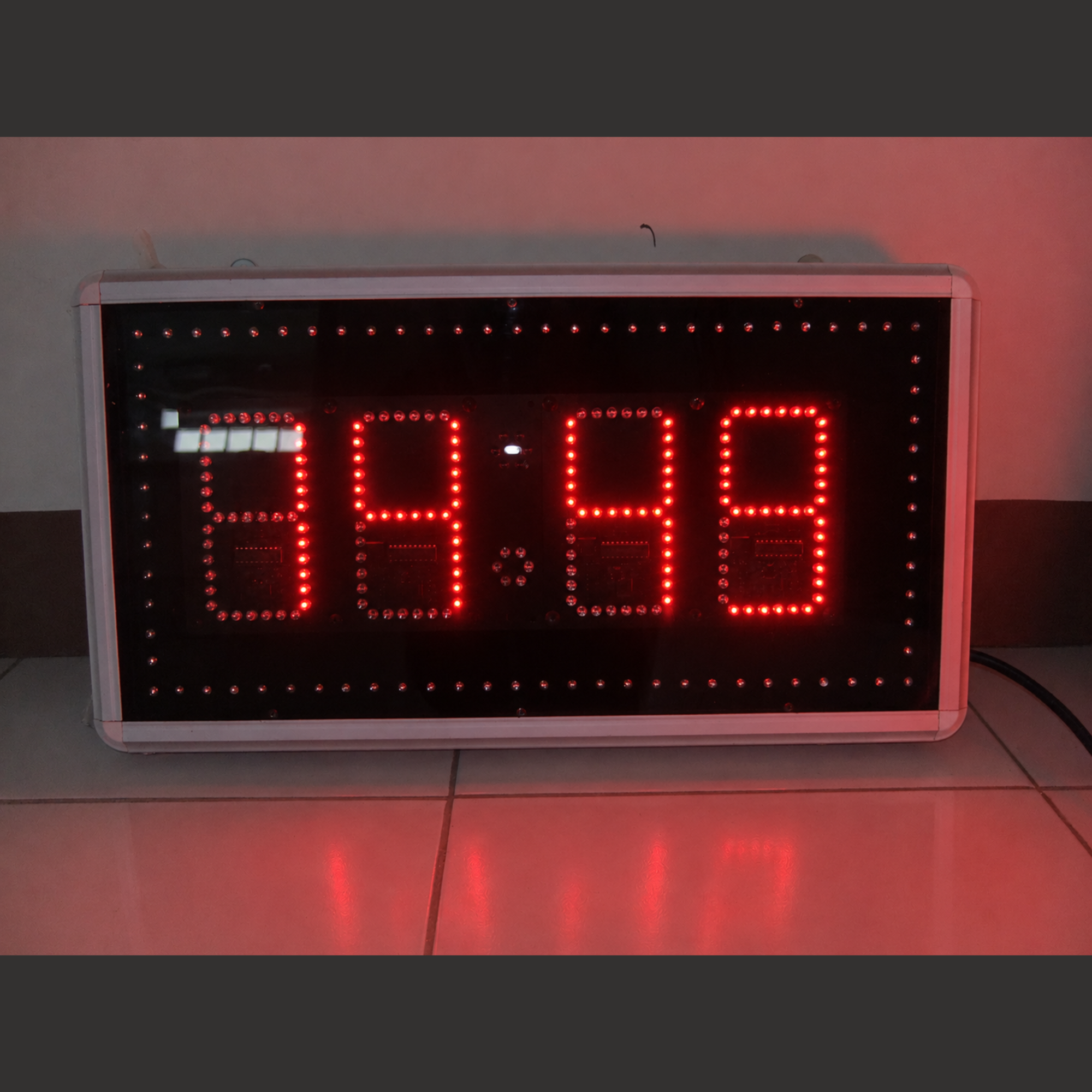 นาฬิกาดิจิตอล LED รุ่น 5นิ้ว 4หลัก